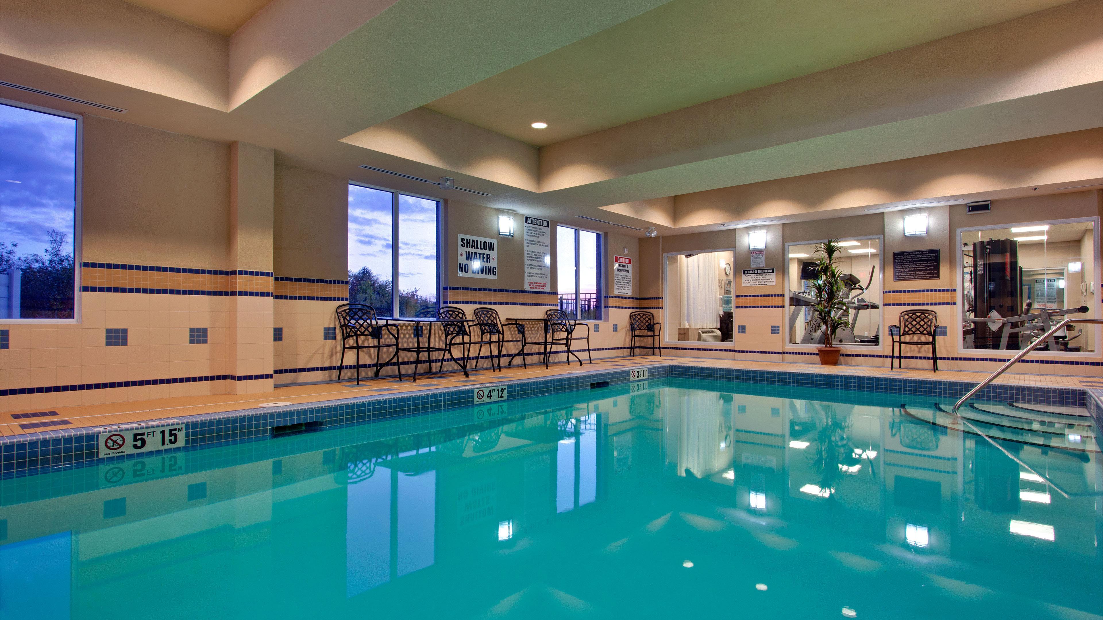 Holiday Inn Express & Suites Huntsville By Ihg Eksteriør bilde