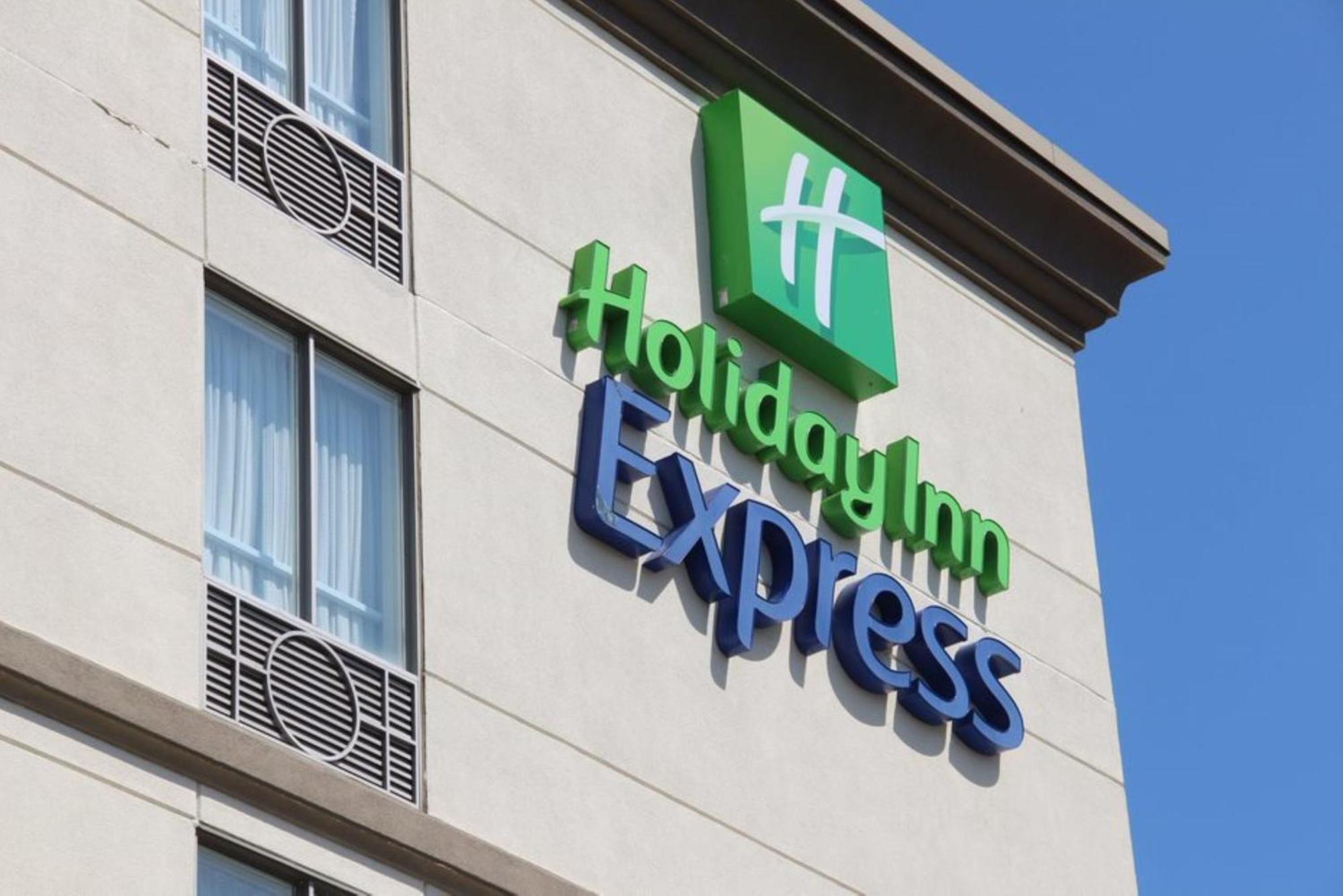 Holiday Inn Express & Suites Huntsville By Ihg Eksteriør bilde