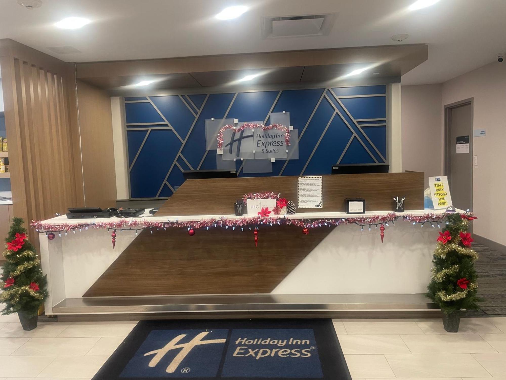Holiday Inn Express & Suites Huntsville By Ihg Eksteriør bilde